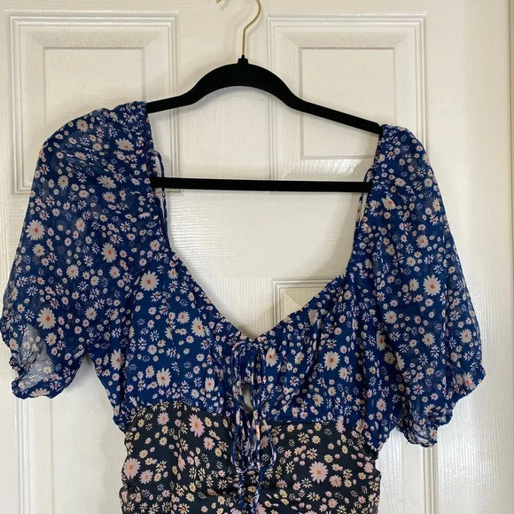 Free People X REVOLVE Tessa Mini Dress Black Blue Ditsy Floral Ruched Lined M - Picture 4 of 7
